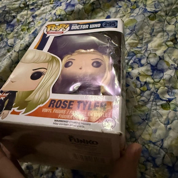 Funko Pop! Doctor Who - Rose Tyler Funko Pop Figure - Picture 10 of 16